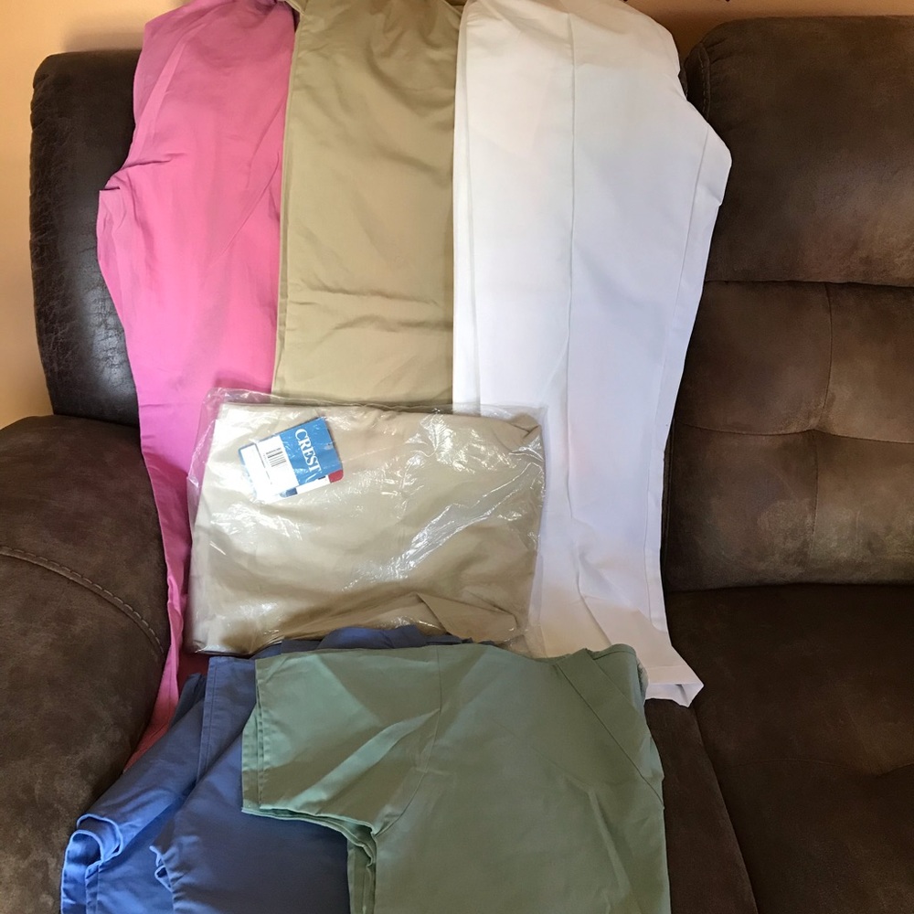 Crest Uniforms